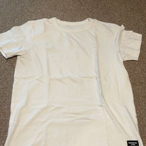 American Eagle shirt size m